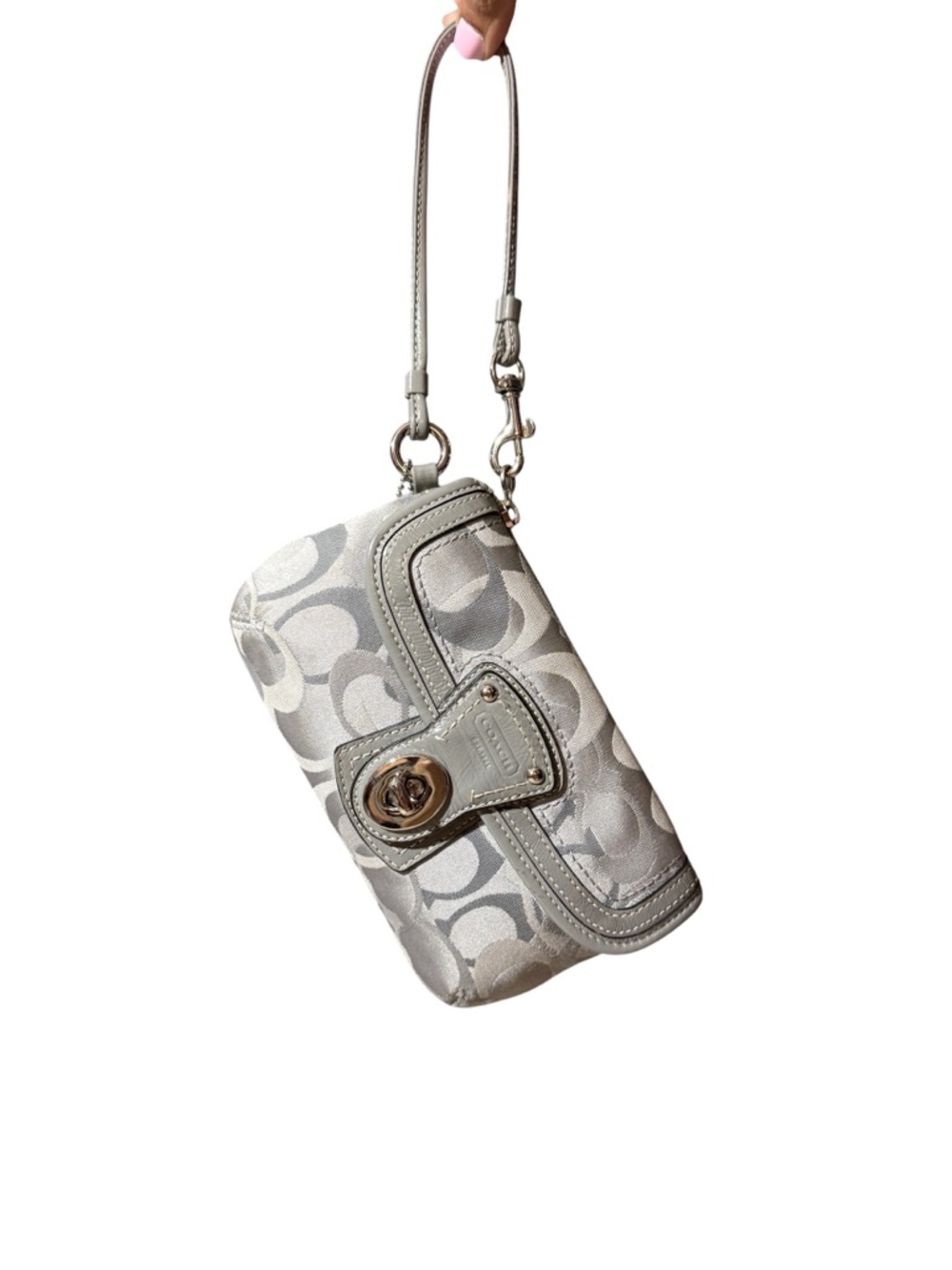 Coach Legacy Signature Optic Turnlock Flap Wristlet - Picture 6 of 13